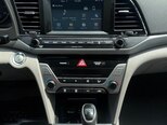 Hyundai Elantra-11