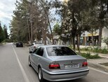 BMW 523-4