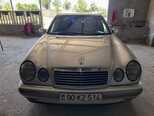 Mercedes E 280-1