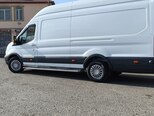 Ford Transit-9