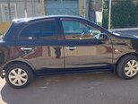 Nissan March-8