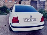 Volkswagen Bora-2