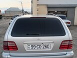 Mercedes E 240-2