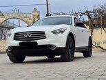 Infiniti FX35-3