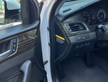 Hyundai Sonata-12