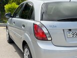 Kia Rio-13