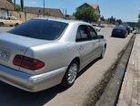 Mercedes E 270-6