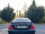 Mercedes E 240-3