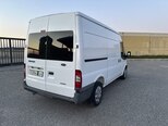 Ford Transit-10