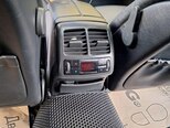 Mercedes E 220-21