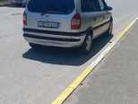 Opel Zafira-2