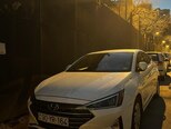 Hyundai Elantra-3