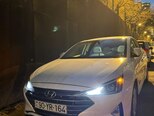 Hyundai Elantra-1