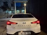 Hyundai Elantra-2