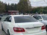 Mercedes E 200-8