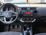 Kia Rio-7