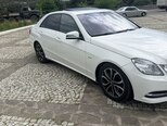 Mercedes E 200-13