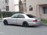 Mercedes E 280-5