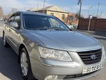 Hyundai Sonata-1