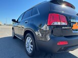 Kia Sorento-11