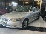 Opel Vectra-14