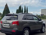 Kia Sorento-8
