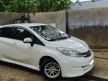 Nissan Note-5