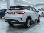 Wuling Alvez-9