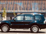 Mitsubishi Pajero-7
