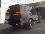 BMW X7-6
