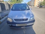 Opel Zafira-1