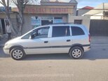 Opel Zafira-5