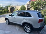 Kia Sorento-4