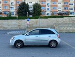 Kia Rio-7