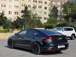 Hyundai Elantra-4