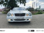 Mercedes E 220-1