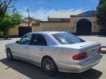 Mercedes E 240-5