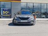 Hyundai Sonata-1