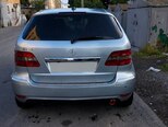 Mercedes B 180-2