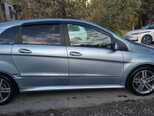 Mercedes B 180-5