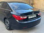 Hyundai Sonata-10