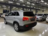 Kia Sorento-9