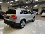 Kia Sorento-11