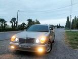 Mercedes E 240-6