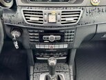 Mercedes E 200-17