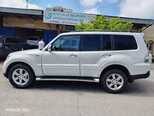 Mitsubishi Pajero-9