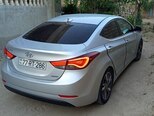 Hyundai Elantra-2