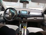 Mitsubishi L200-2