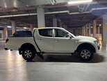 Mitsubishi L200-4