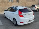 Hyundai Accent-4